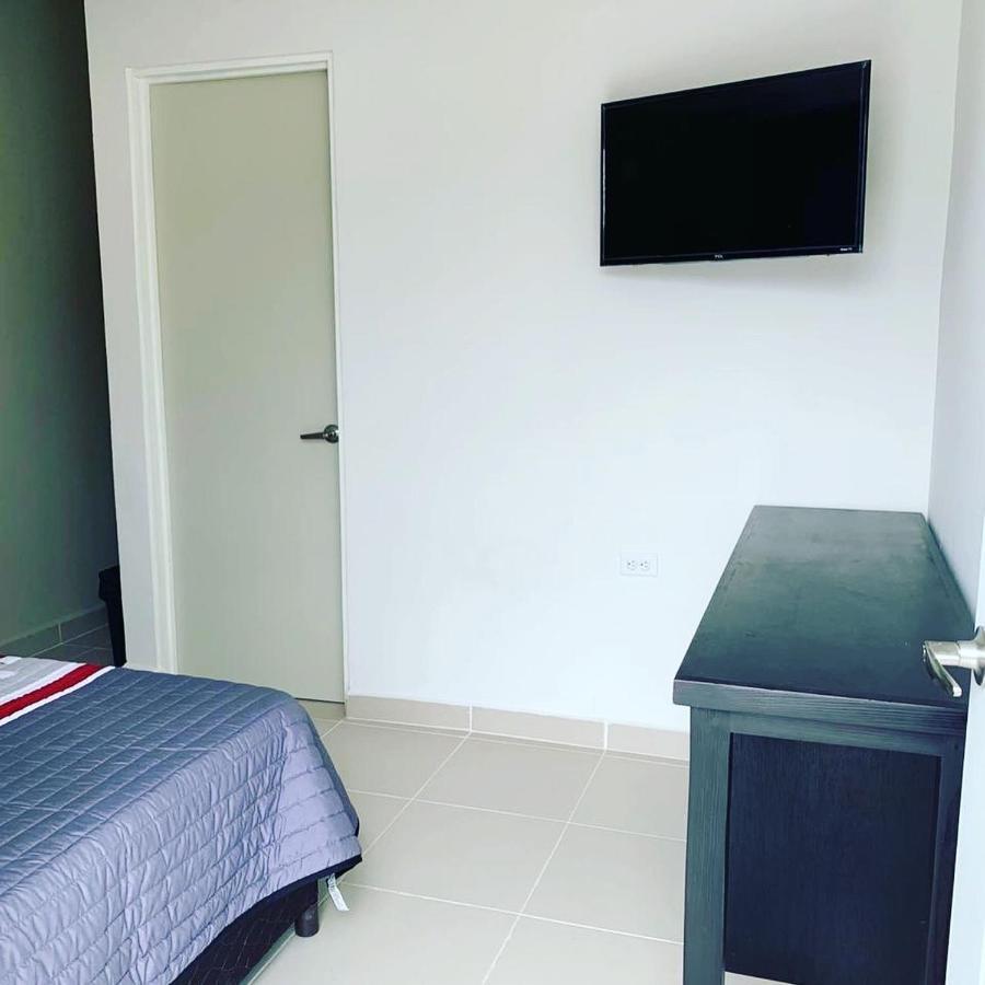 Lofts Zaragoza 호텔 시우다드 발레스 외부 사진
